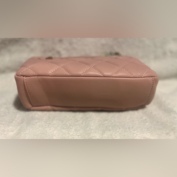 NWT BADGLEY MISCHKA Quilted Vegan Leather Blush pink  purse💗 - Picture 4 of 8